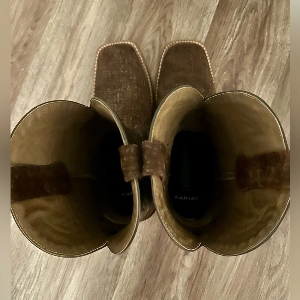 Ariat classic cowboy